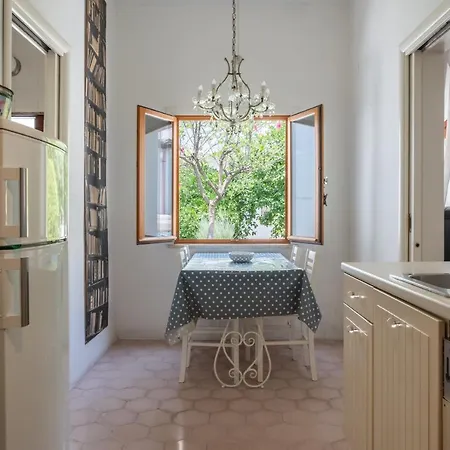 Apartment Charming House Con Giardino - 10' Da Cagliari E Poetto