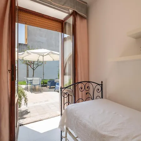 Apartmán Charming House Con Giardino - 10' Da Cagliari E Poetto Quartu SantʼElena